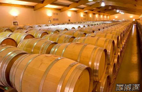 白酒业品牌发展步步升温，争奖牌、做品牌、创名牌