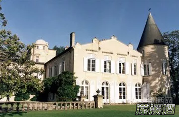 古有火烧赤壁胜曹操，今有火烧白酒辨酒质，后者可惜是无用功