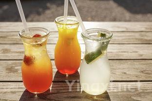 白酒加水变浑浊就是好酒？