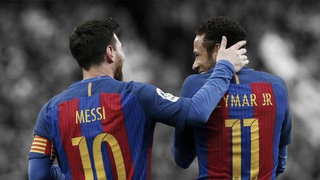                     原创            国米2025年的伤痛一年 已是意甲排面 意甲1分丢冠欧冠决赛惨败                                    2025意甲积分排行榜