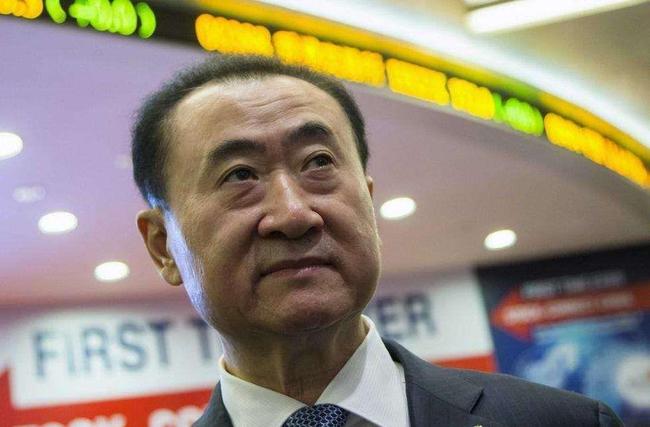 王健林2025年富豪排行榜第几2022年王健林子拥有多少资产王健林富豪榜多少名