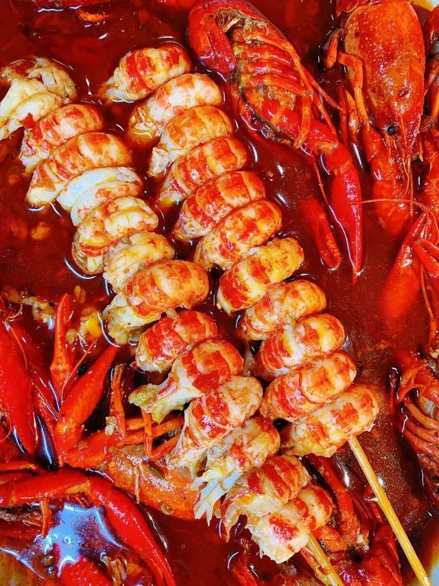 2025手环销量排行榜,华为碾压苹果、小米，Q1销量登顶全球可穿戴市场！