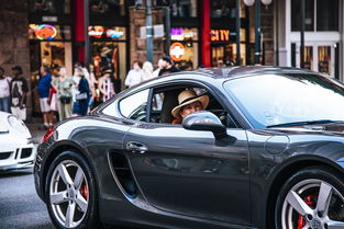 女性豪车排行榜前十名2025，女士豪车排行榜前十名